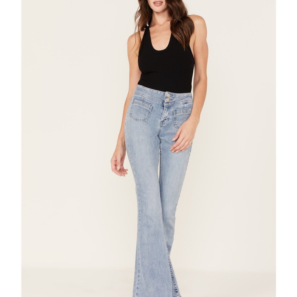 Shyanne Women's Light Blue Flare Jeans